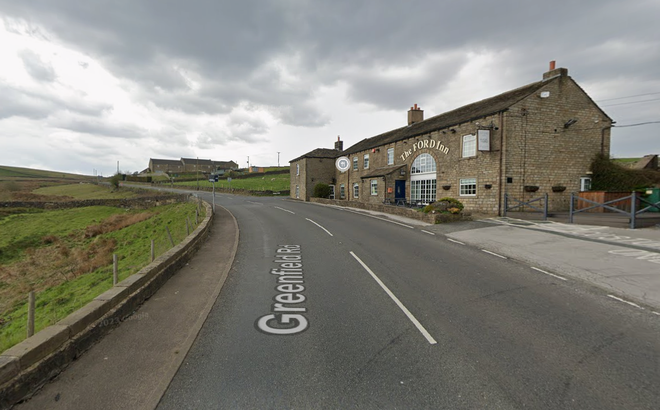 Teenager seriously injured in Holmfirth crash